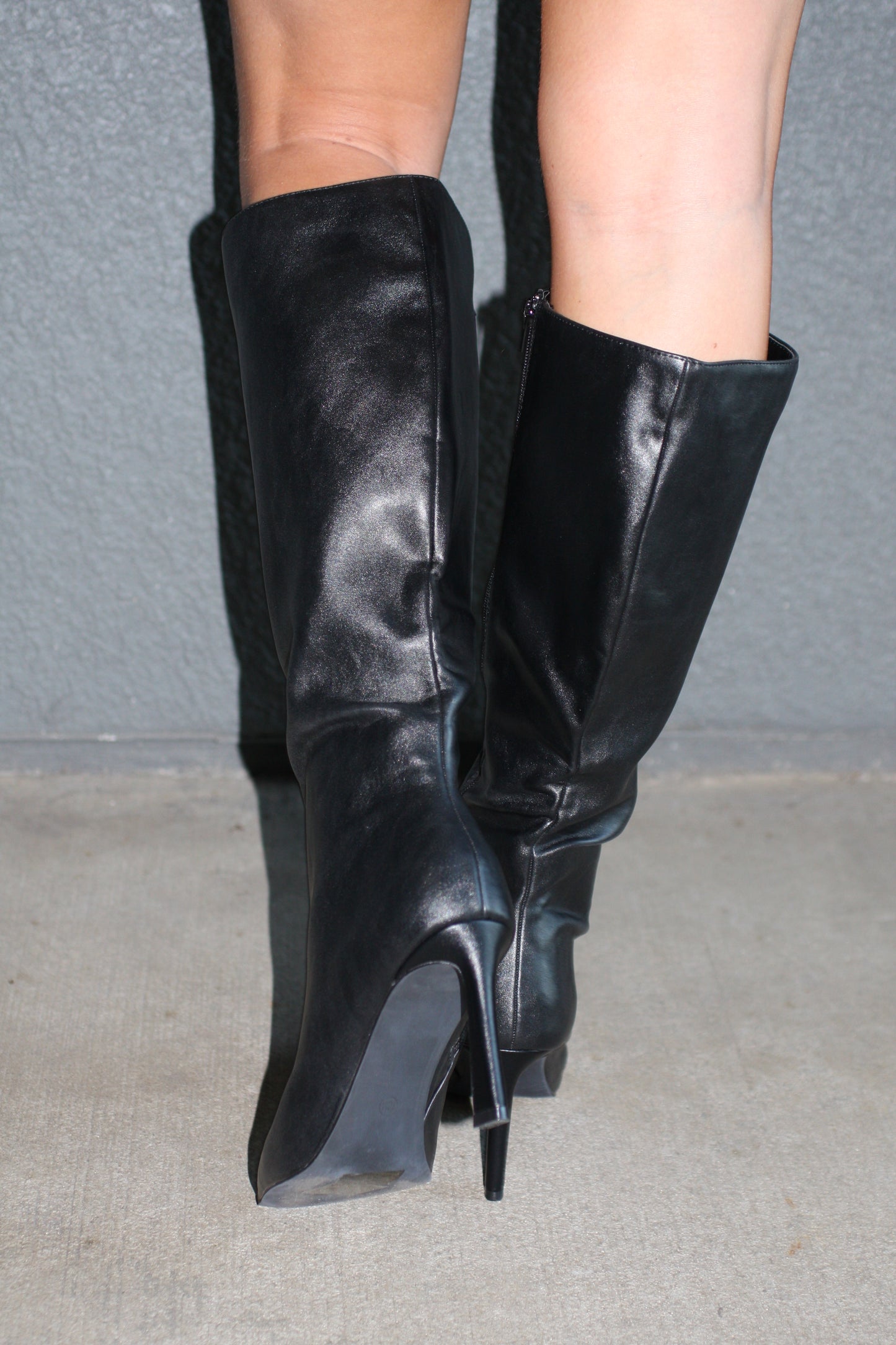 Beverly Boots in Black